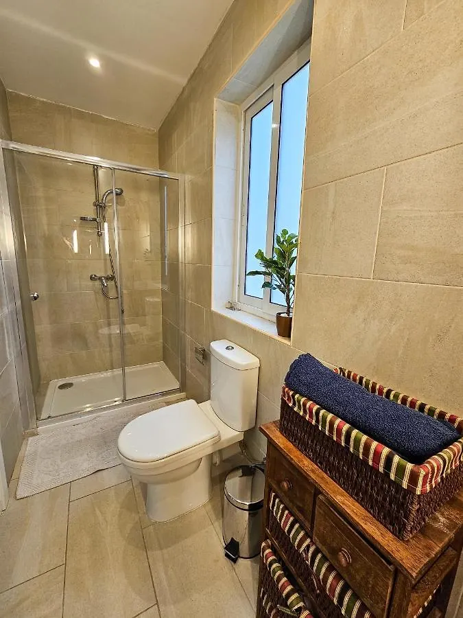 Mive Luxury Sea View Penthouse Apartment Gzira 0*,  Malta