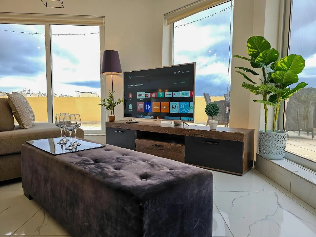 Mive Luxury Sea View Penthouse Apartment Gzira