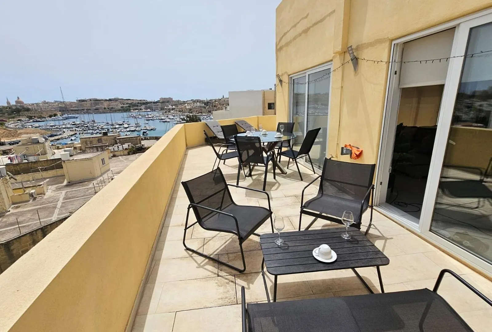 Mive Luxury Sea View Penthouse Apartment Gzira 0*,  Malta