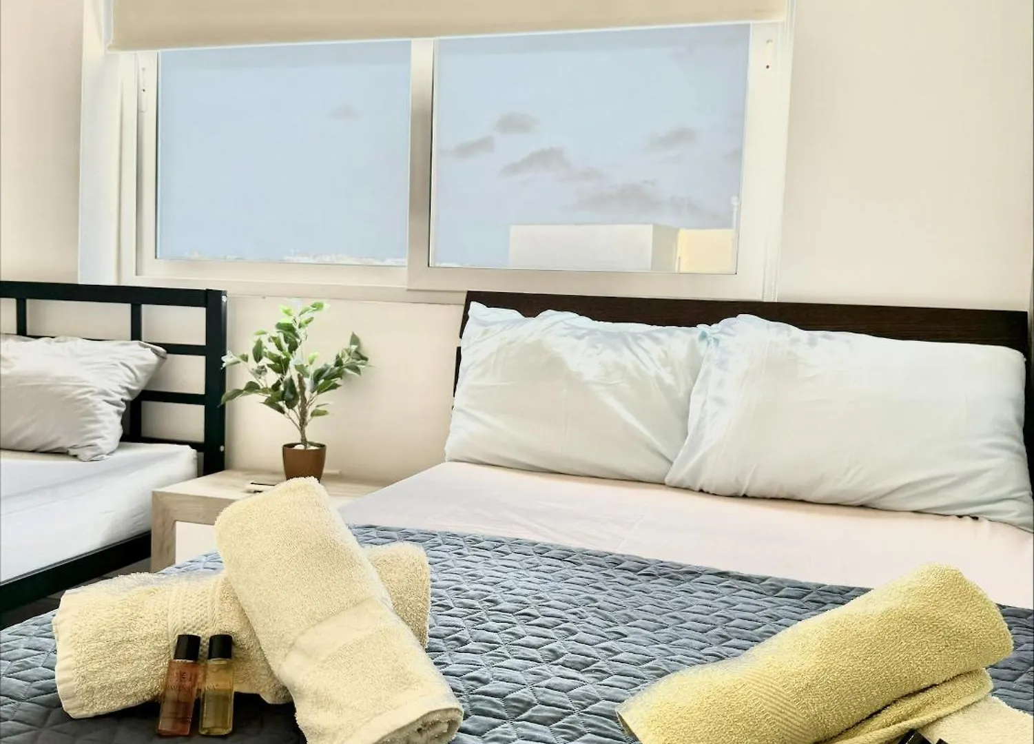 Mive Luxury Sea View Penthouse Apartment Gzira